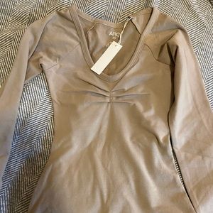 NWT. Taupe Paloma in xs